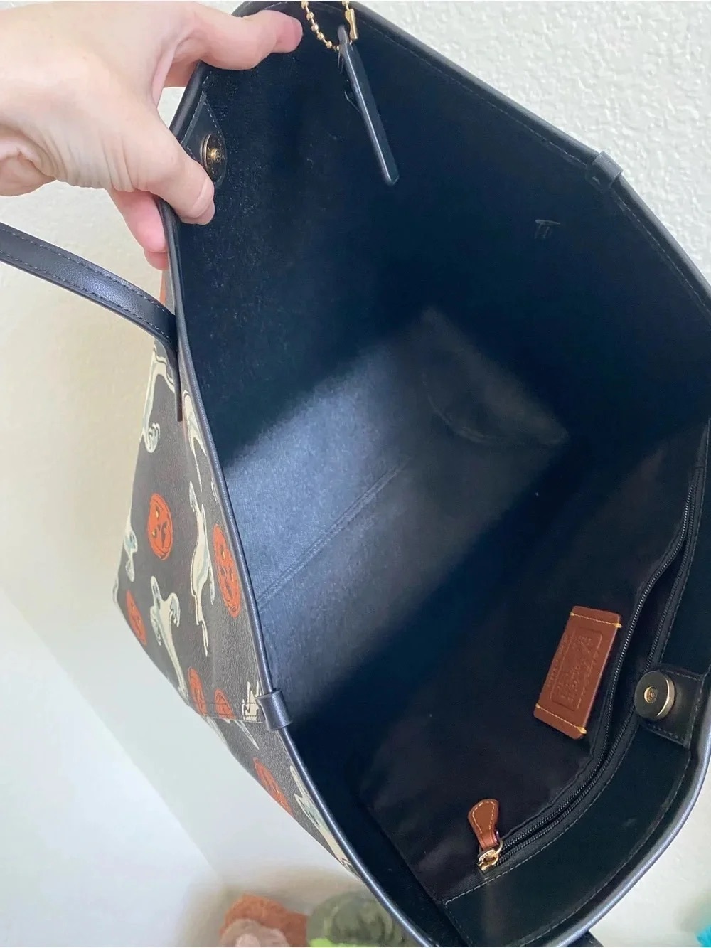 Coach Halloween Ghosts & Pumpkins Tote Bag - Black/Orange - Picture 3 of 3